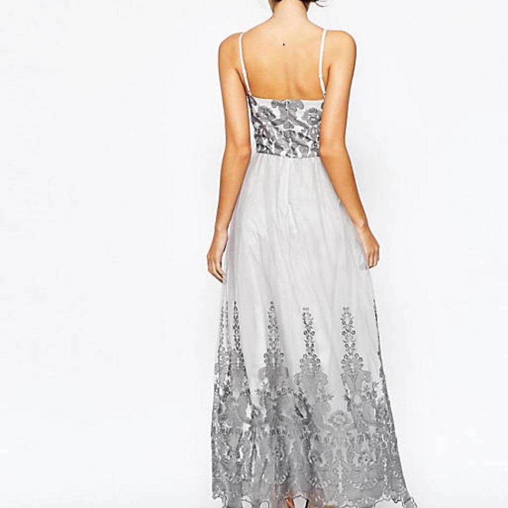 Chi Chi London Cami Strap Premium Lace Maxi Tulle Prom Dress - Picture 4 of 4